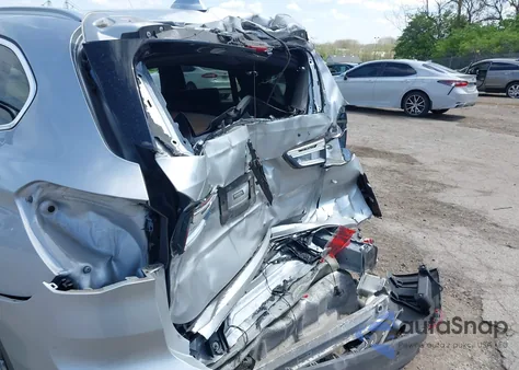 2017 BMW X1 xDrive28I z USA, uszkodzony, nr VIN WBXHT3Z34H4A56803